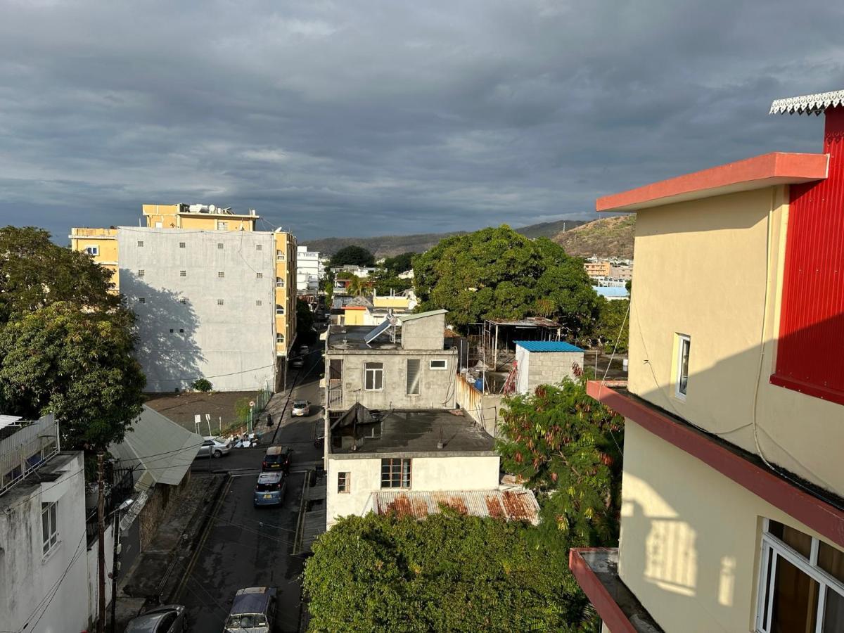 Ferienwohnung Dauphine Port Louis Exterior foto